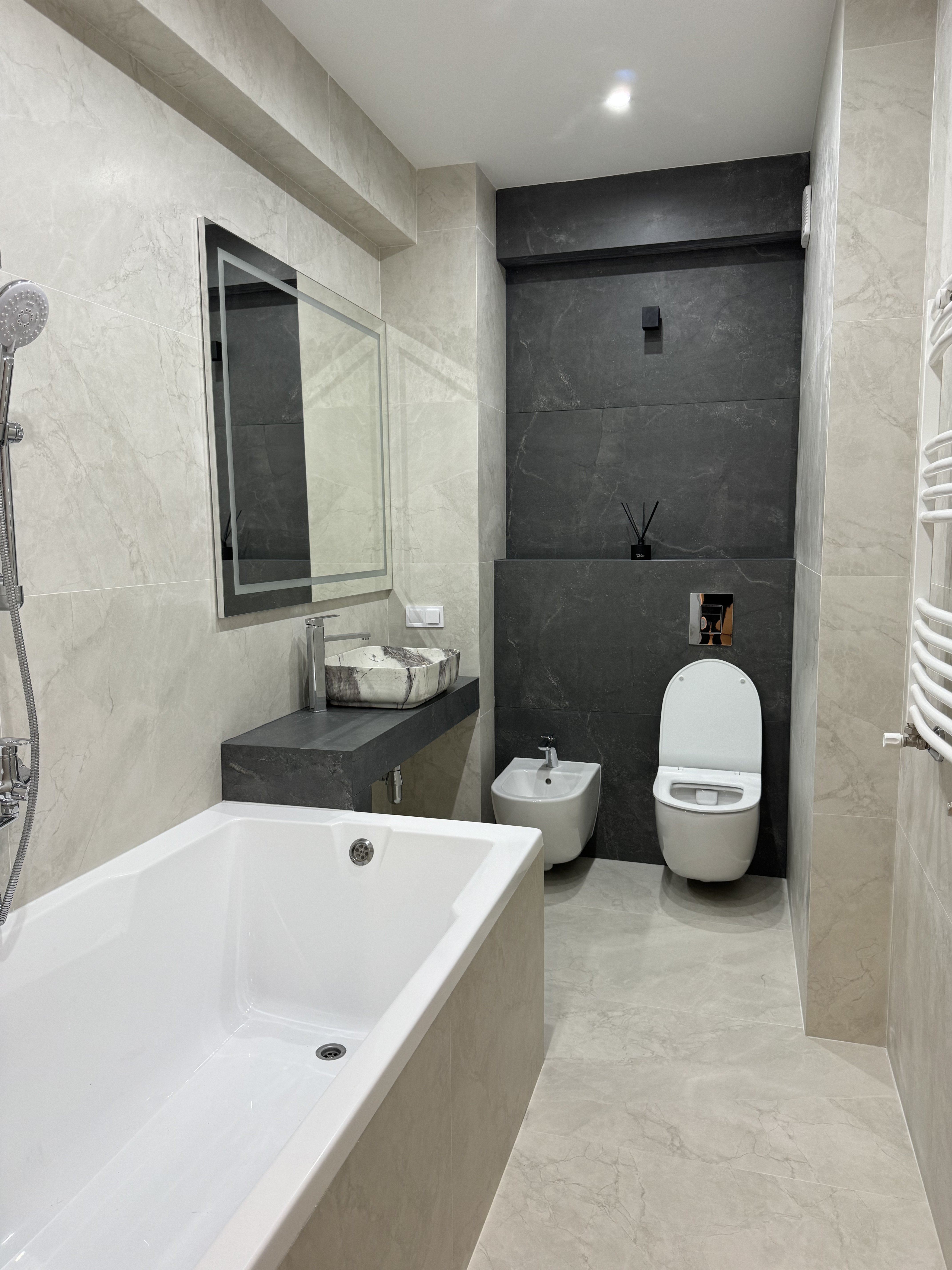 Apartament cu 2 camere în locație perfectă